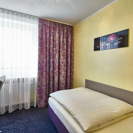 Alfa Zentrum 3* Munich