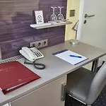 Alfa Zentrum Otel 3*