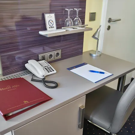 Alfa Zentrum Otel 3*